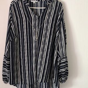 Woman’s fall notations V-neck blue and white striped blouse with hooked chain